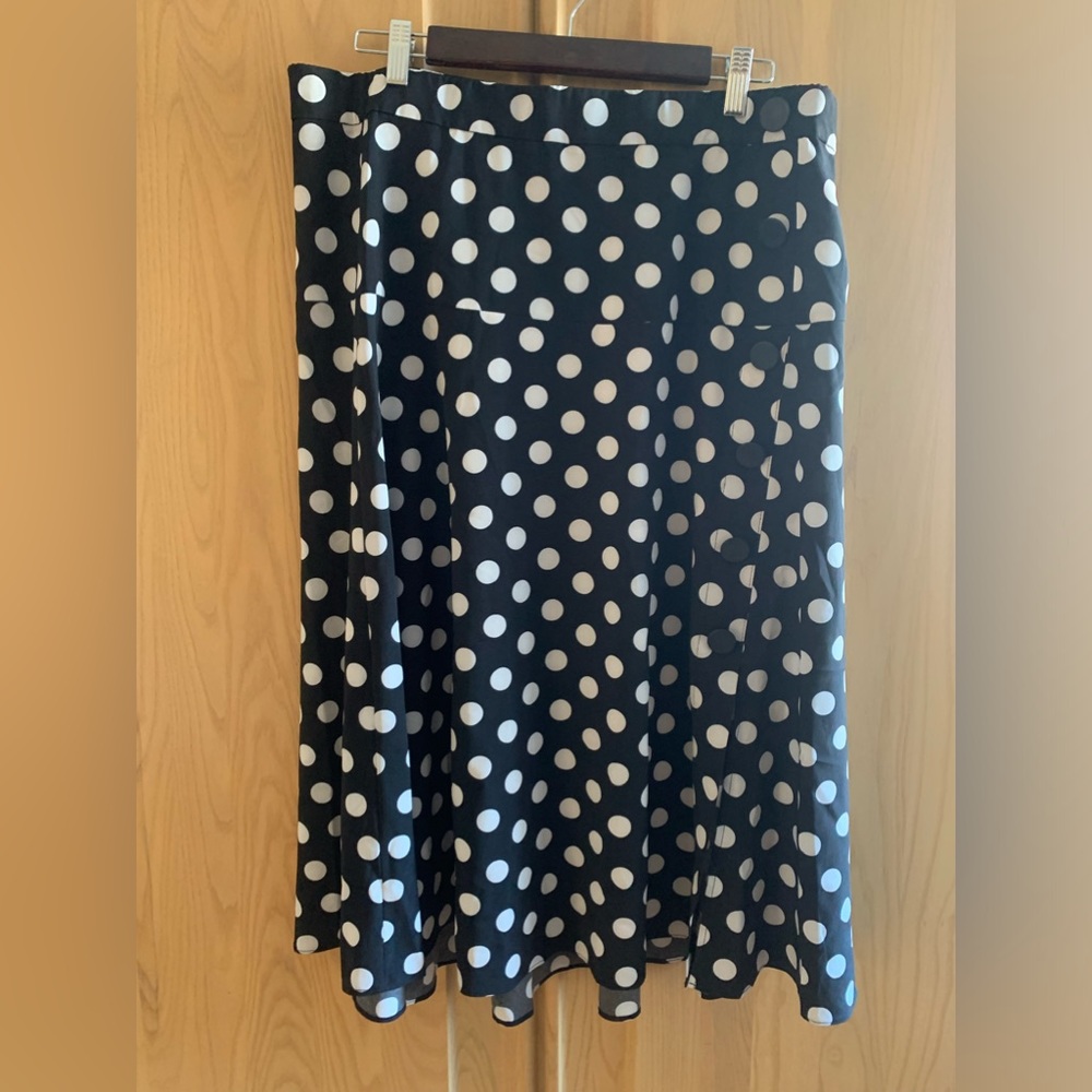 Womens size 14 Melanie Lyne polka dot skirt